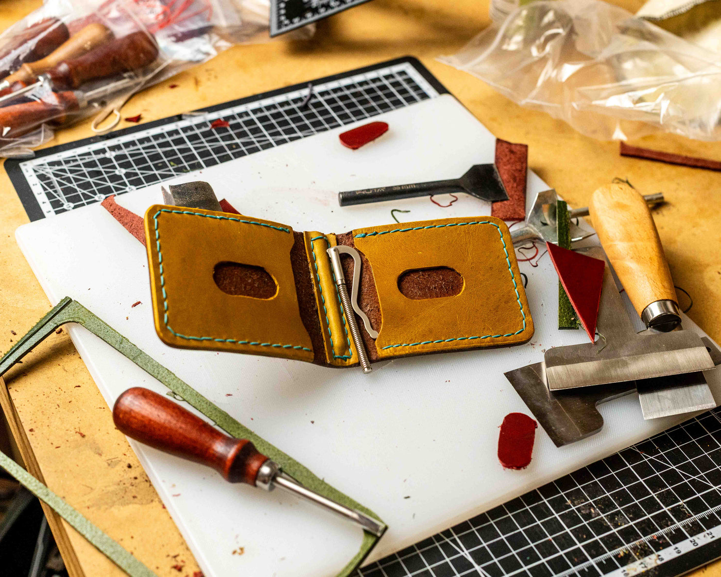 The Driver Wallet – Handmade Brown Leather Bifold with Thumb Slots